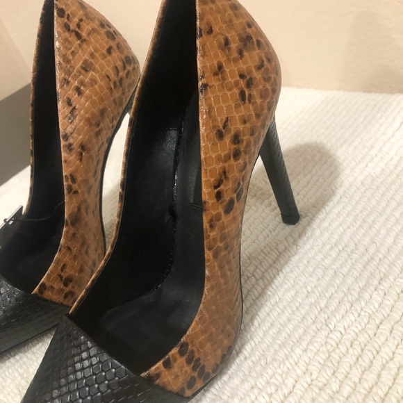 Zara Snake Stiletto Heels  size 36 - Picture 3 of 7